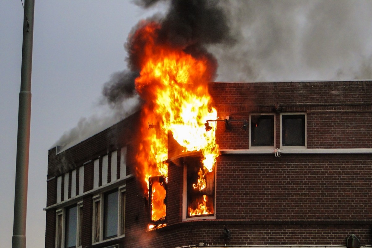Merwedestraat brand 1-5-2014 040