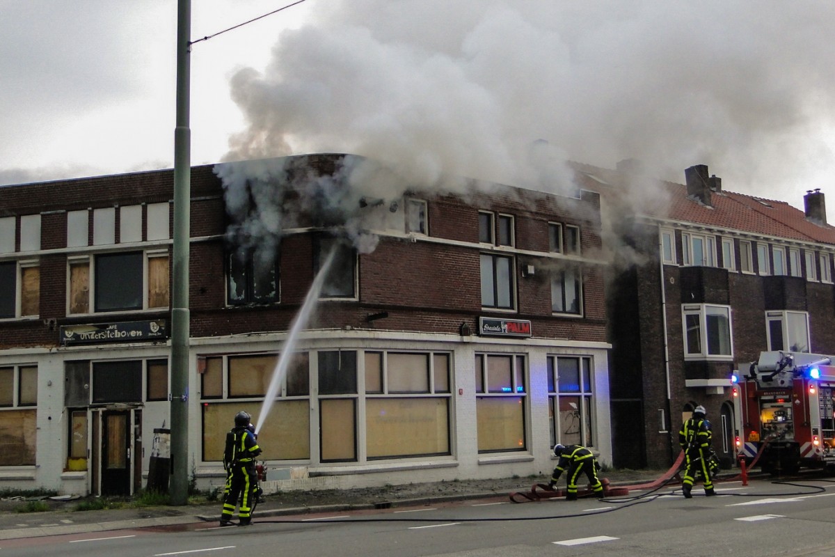 Merwedestraat brand 1-5-2014 060