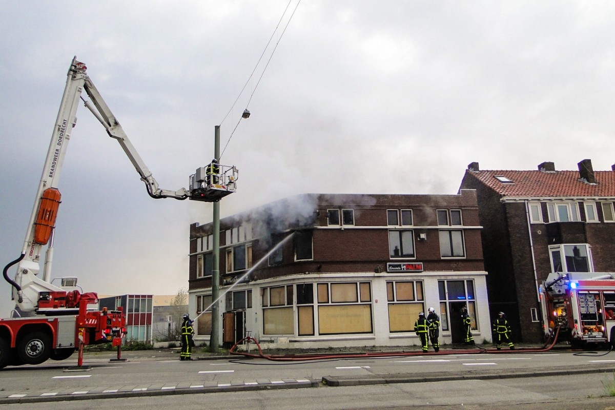 Merwedestraat brand 1-5-2014 081