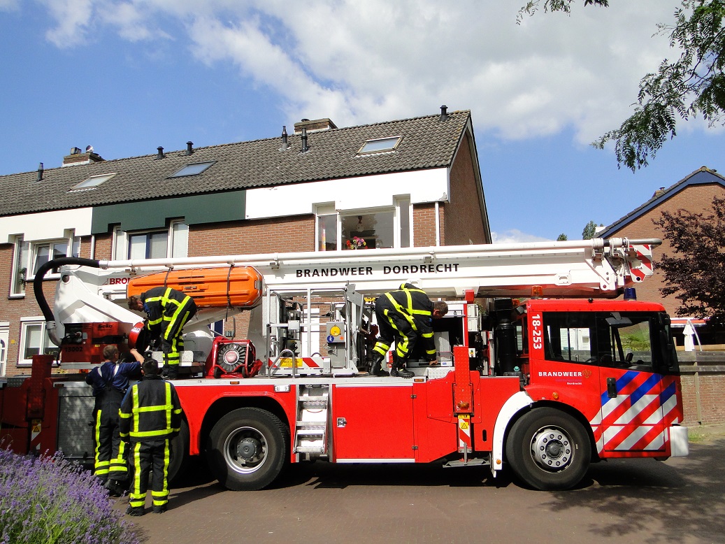 Rietdijk woningbrand 15-6-2014 007