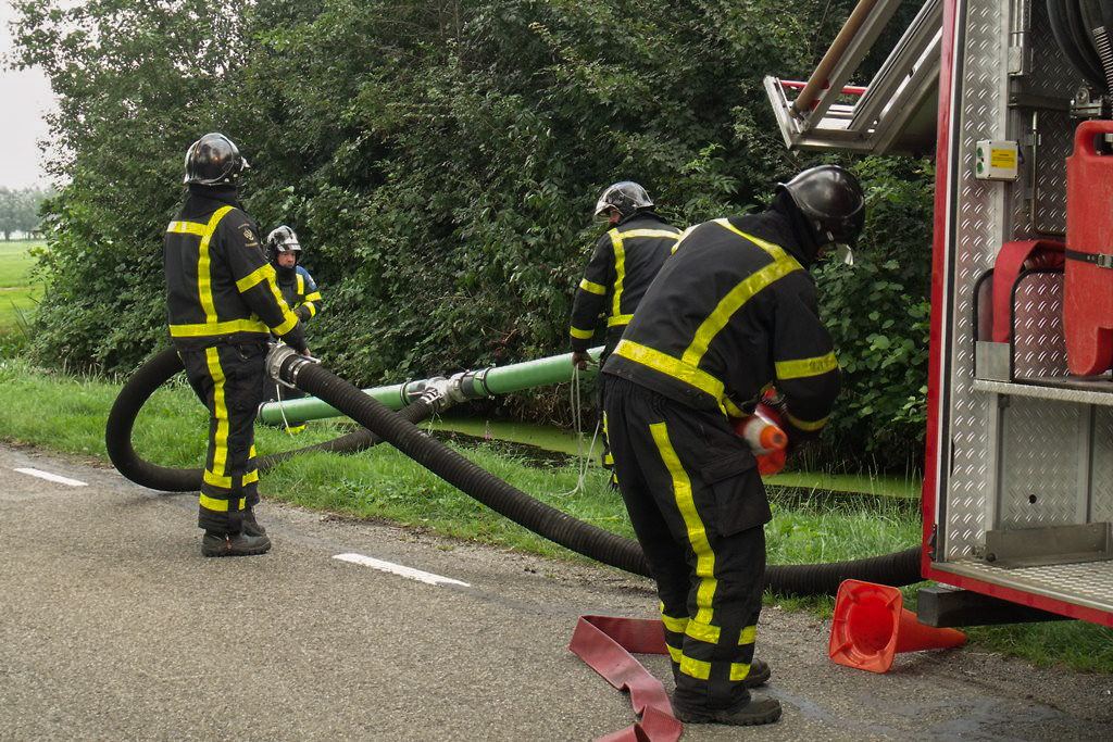 Brand in schuur Molenweg Giessenburg (middelbrand) (3)