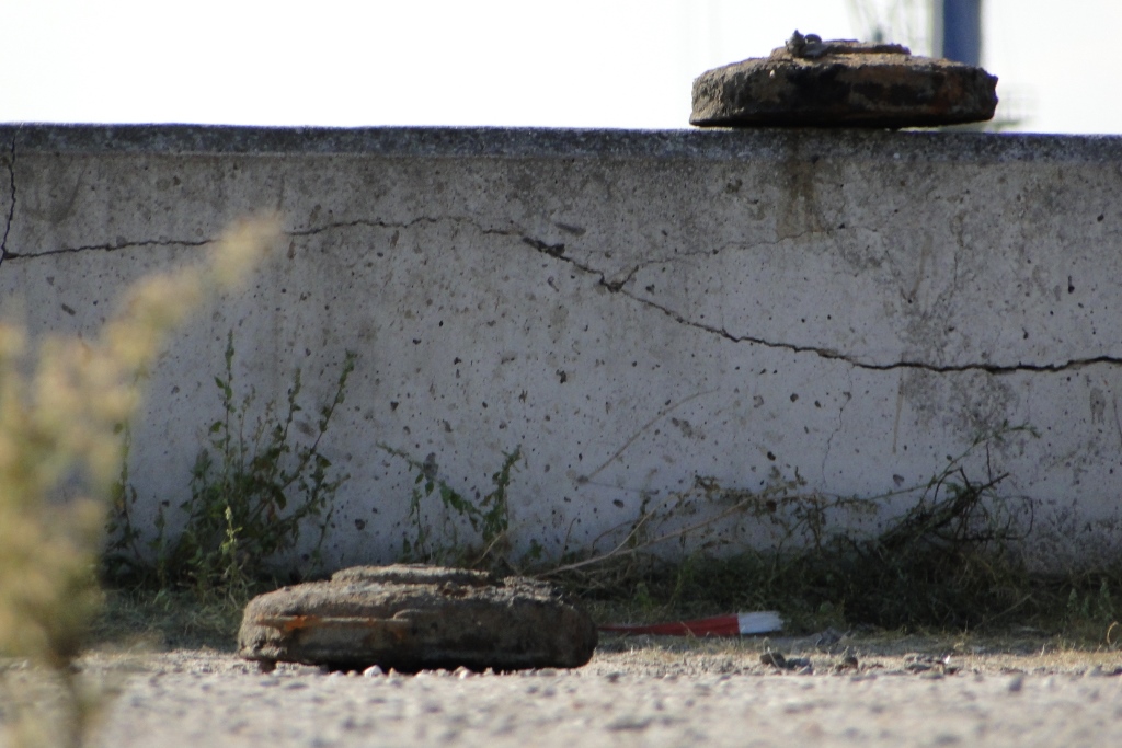 Mijlweg landmijnen gevonden 11-9-2014 008
