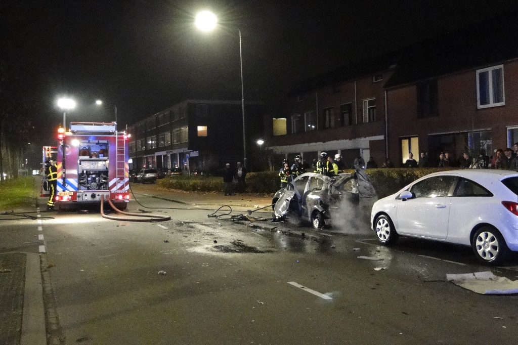 Merwedestraat autobrand 20-11-2014 039