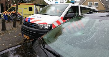 Fietsster (12) in botsing met auto in Oud-Alblas