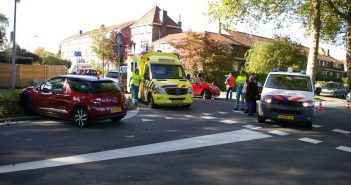 Gewonde bij aanrijding op kruising in Dordrecht