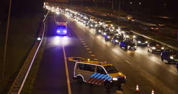 File door kop-staart aanrijding op de A16 bij Dordrecht