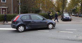 Gewonde bij botsing na voorrangsfout in Dordrecht