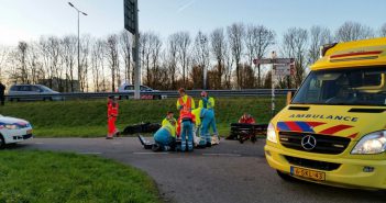Scooterrijder zwaargewond aangetroffen in Dordrecht
