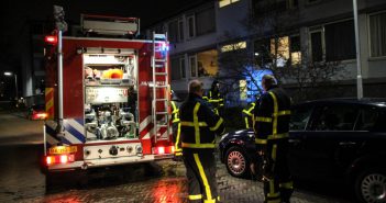 Brandend tapijt in Zwijndrechtse flatwoning