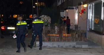 Duo met vuurwapen overvalt man in Zwijndrecht