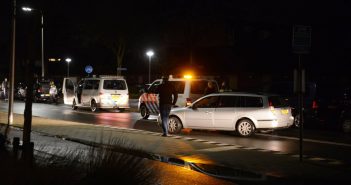 Politiehelikopter assisteert bij aanhoudingen in Zwijndrecht