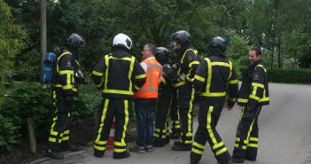 Brandweer rukt uit voor gaslucht in Hoornaar