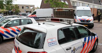 Aanhoudingen na inbraak in Ambacht; politie neemt spullen in beslag