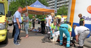 Twee wielrenners onderuit in Papendrecht; één zwaargewonde