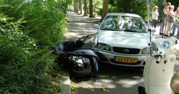 Scooterrijder gewond bij ongeval in Dordrecht