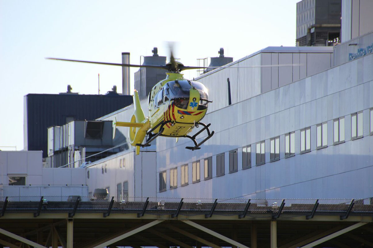 Man ernstig gewond na val van fiets in Hendrik-Ido-Ambacht - ZHZActueel