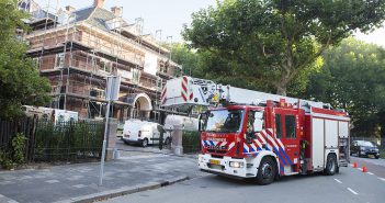 Smeulbrand bij werkzaamheden in Dordrecht