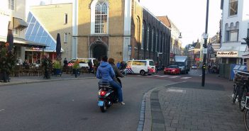 Overlastgevende tieners aangehouden in Dordrecht