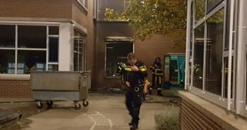 Container in brand bij basisschool in Dordrecht