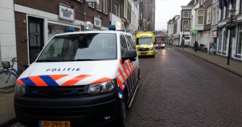 Gaslucht bij reisbureau in Gorinchem; ambulancedienst kijkt medewerkers na
