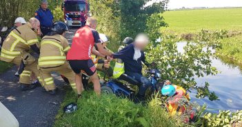Man raakt te water met scootmobiel in Nieuw-Lekkerland