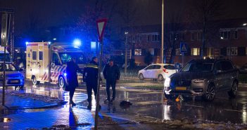 Politie zoekt mogelijke getuige in witte auto in Hendrik-Ido-Ambacht