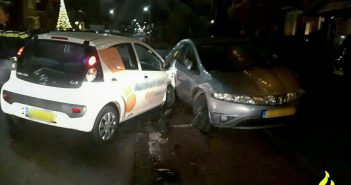 Dronken man botst tegen auto in Zwijndrecht; omstanders pakken sleutel af