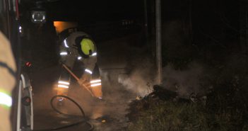 Scooter volledig uitgebrand in Dordrecht