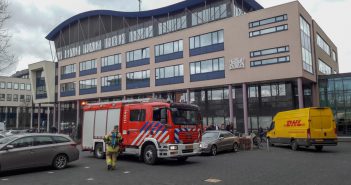 Brandweer onderzoekt vreemde lucht in Gorinchem