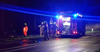 Brandweer rukt uit voor melding van auto te water langs N214