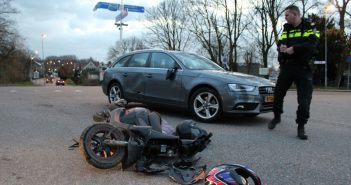 Twee tieners gewond na ongeval met scooter in Nieuw-Lekkerland