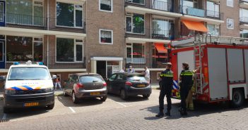 Brandweer onderzoekt gaslucht aan de Abraham Kuyperweg in Dordrecht