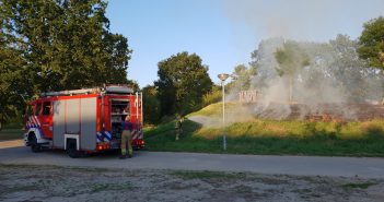 Buitenbrand langs Abraham Kuyperweg in Dordrecht