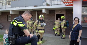 Brandweer en politie onderzoeken benzinelucht in Dordrecht