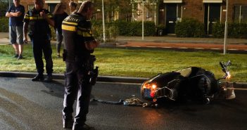 Scooterrijder en automobilist botsen op de Oranjelaan in Dordrecht