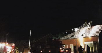 Brandweer rukt uit voor schoorsteenbrand in Goudriaan