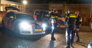 Politie slaat automobilist in de boeien in Alblasserdam