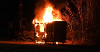 Bouwkeet verwoest door brand in Dordrecht