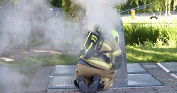 Brandweer blust ondergrondse brand in Nieuw-Lekkerland