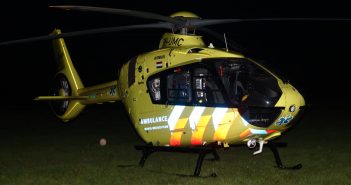 Nachtelijke landing traumahelikopter Nieuw-Lekkerland