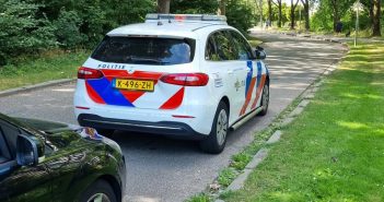 Pakketje over muur Dordtse gevangenis gegooid; politie houdt verdachte aan