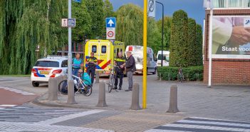 Fietser (18) aangereden in Alblasserdam; doorgereden automobiliste gezocht