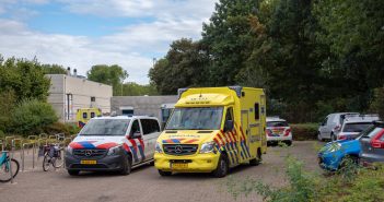 63-jarige man overleden na onwelwording in zwembad