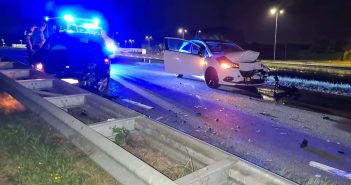 Frontale botsing op Veerweg bij Oud-Alblas; alcomobilist aangehouden