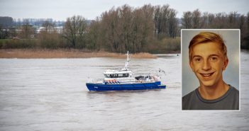 Zoektocht op de Merwede naar vermiste Yoran (16)