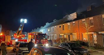 Woningbrand in Ratelaar in Alblasserdam