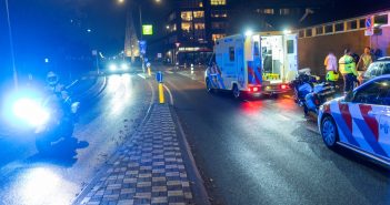 Fietser raakt gewond bij botsing met auto in Alblasserdam