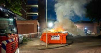 Container met bouwafval in brand in Gorinchem