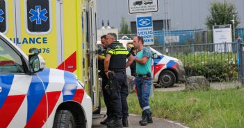 Hulpdiensten rukken uit voor gecrashte fietser in Spijk