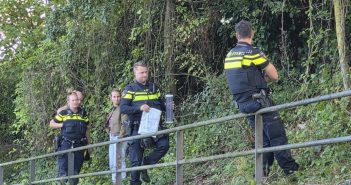 Mes aangetroffen in lopende politieonderzoeken Zwijndrecht